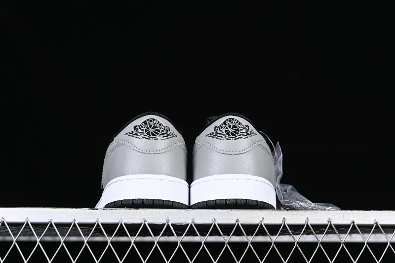 All categories Air Jordan Jordan series basketball shoes Air Jordan 1 Low Z version Air Jordan 1 Low OG "Shadow" AJ1 Joe 1 shadow gray low-top basketball shoes 705329-003